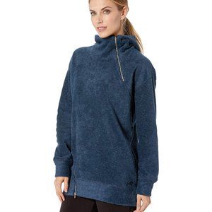 NEW New Balance | Revitalize Hoodie